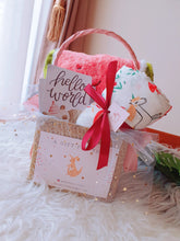 Load image into Gallery viewer, "Hello World"๐ Newborn Baby Girl Gift Set ๐