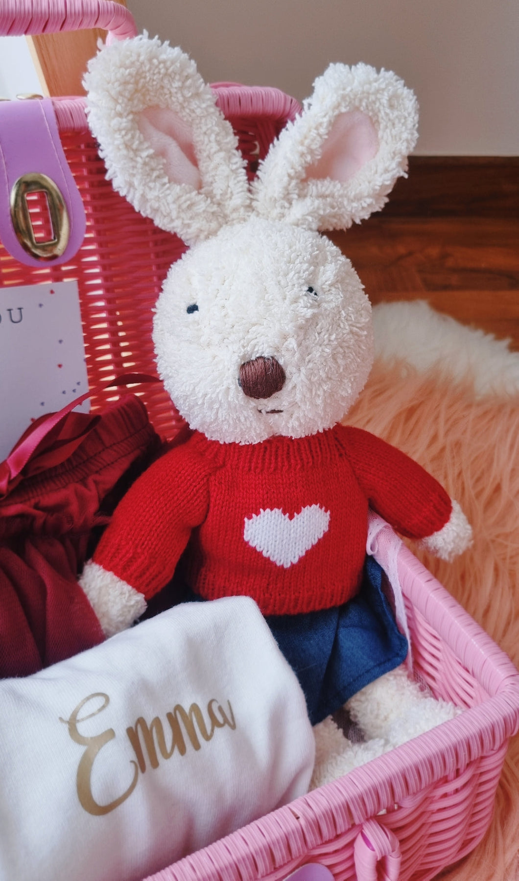 Lovely Bunny (Red)